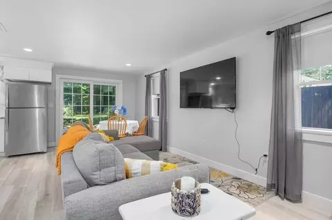 36 Riverside Rd, Mashpee, MA 02649 photo 5