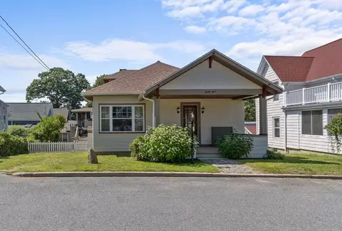 33 Longwood Ave, Wareham, MA 02571 photo 3