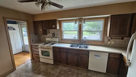 1440 Pendleton Ave #1440, Chicopee, MA 01022 photo 10