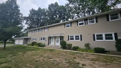 1440 Pendleton Ave #1440, Chicopee, MA 01022 photo 3