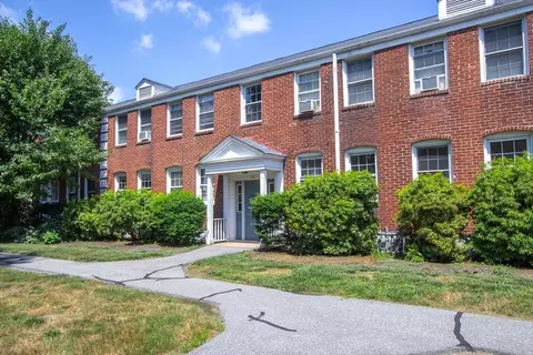 32 Colony Rd #2A, West Springfield, MA 01089