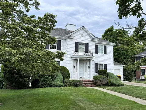 Exterior - 1428 Highland Ave, Fall River, MA 02720 photo 3 of 6
