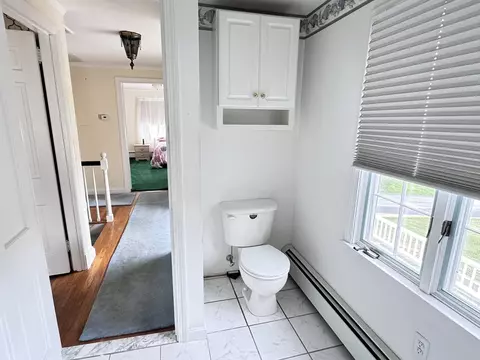 Bath - 1428 Highland Ave, Fall River, MA 02720 photo 4 of 5