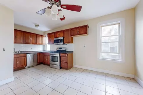 427-429 Ferry St, Everett, MA 02149 photo 6