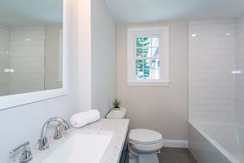 18 Hampton Rd, Natick, MA 01760 photo 16