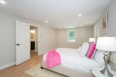 18 Hampton Rd, Natick, MA 01760 photo 22