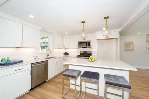 18 Hampton Rd, Natick, MA 01760 photo 10