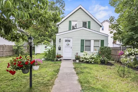 56 Congress Pl, Dedham, MA 02026