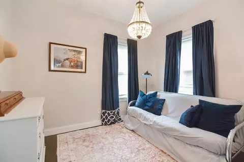 Bedroom - 89 Cliff Ave, Winthrop, MA 02152 photo 2 of 7