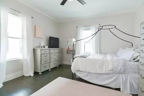 Bedroom - 89 Cliff Ave, Winthrop, MA 02152 photo 1 of 7