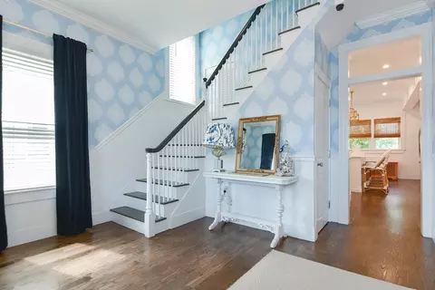 Entry Way - 89 Cliff Ave, Winthrop, MA 02152 photo 3 of 7