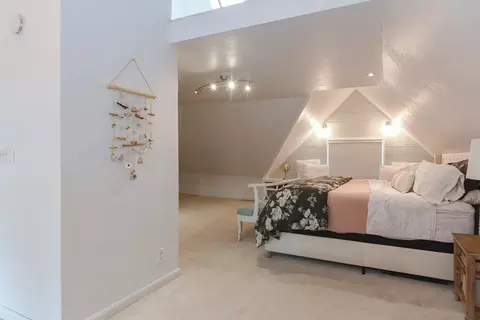 Bedroom - 89 Cliff Ave, Winthrop, MA 02152 photo 6 of 7