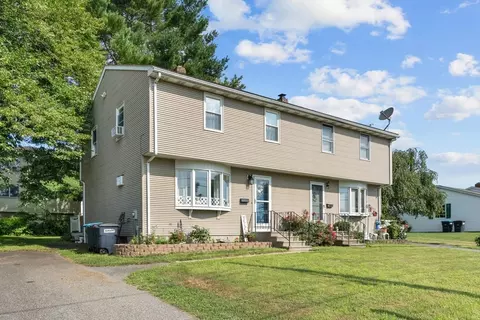 3 Gorski Ave #A, Webster, MA 01570