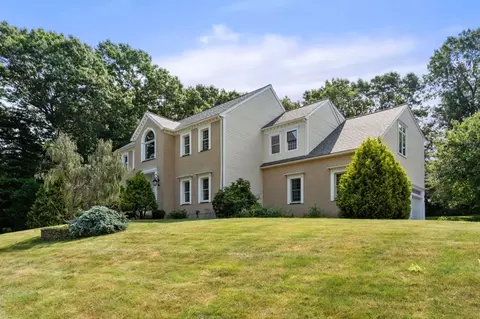 27 Taylor Rd, Marlborough, MA 01752