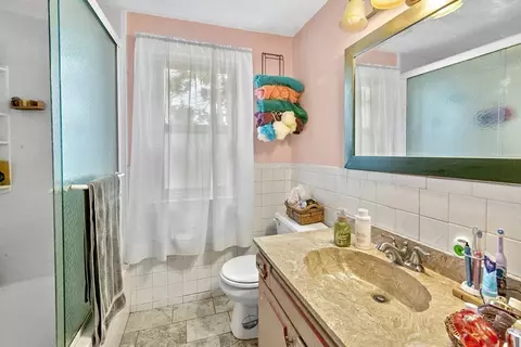 146 Harkness Ave, Springfield, MA 01118 photo 15