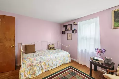 146 Harkness Ave, Springfield, MA 01118 photo 12