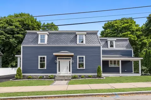 76 E Wyoming Ave, Melrose, MA 02176