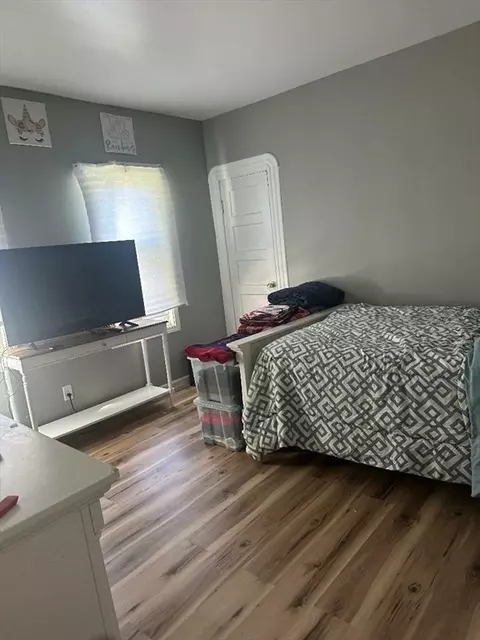 79 Keith St, Springfield, MA 01108 photo 8