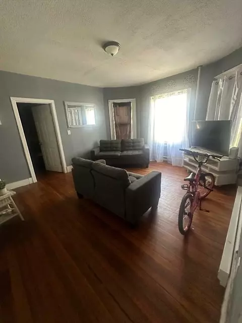 79 Keith St, Springfield, MA 01108 photo 14