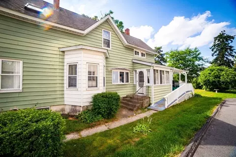Exterior - 7 Greendale Ave, Worcester, MA 01606 photo 1 of 5