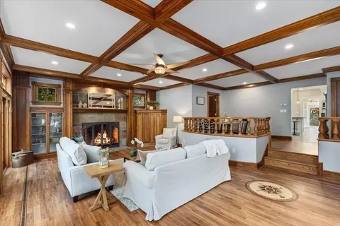 384 Pleasant St, Canton, MA 02021 photo 9