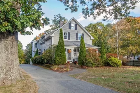 384 Pleasant St, Canton, MA 02021 photo 4