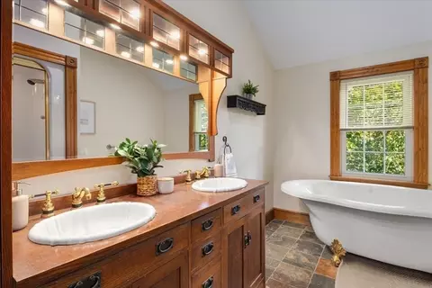 384 Pleasant St, Canton, MA 02021 photo 29