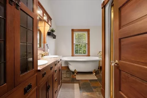 384 Pleasant St, Canton, MA 02021 photo 27