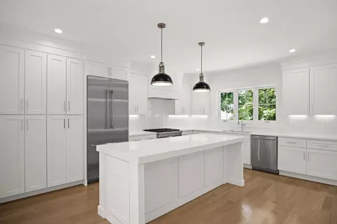 36 Avon Rd, Wellesley, MA 02482 photo 8