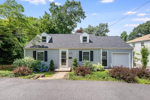 93 Forbes Hill Rd, Quincy, MA 02170