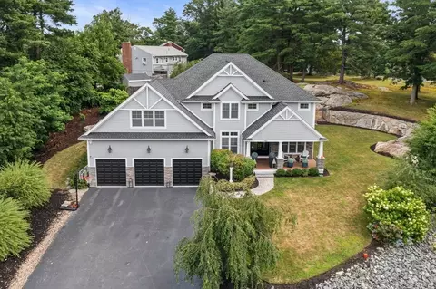 182 Bailey St, Canton, MA 02021 photo 3