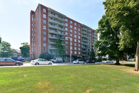 80 Salisbury St #405, Worcester, MA 01609