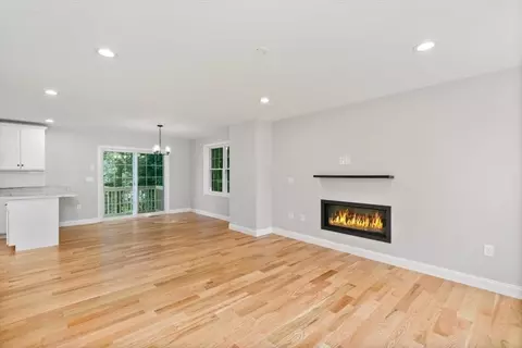 4 Bartlett Rd, Methuen, MA 01844 photo 11