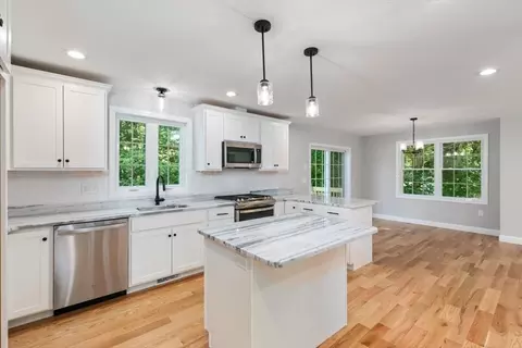 4 Bartlett Rd, Methuen, MA 01844 photo 3
