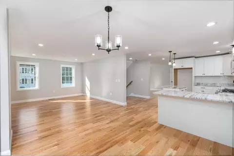 4 Bartlett Rd, Methuen, MA 01844 photo 9