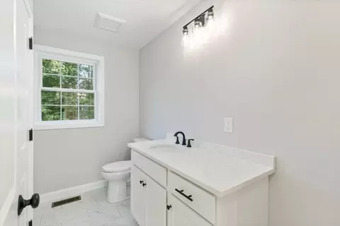 4 Bartlett Rd, Methuen, MA 01844 photo 15