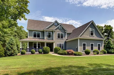 30 Burnham Rd, Windham, NH 03087