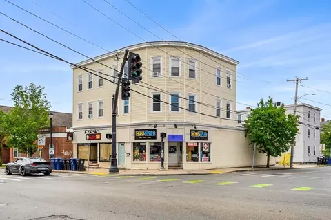 99 North St, Salem, MA 01970