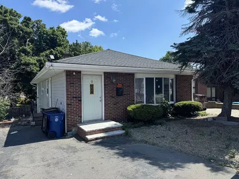 227 Malden St, Revere, MA 02151