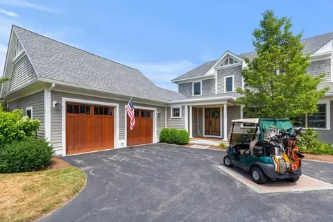 30 Moray Ln # 30, Ipswich, MA 01938