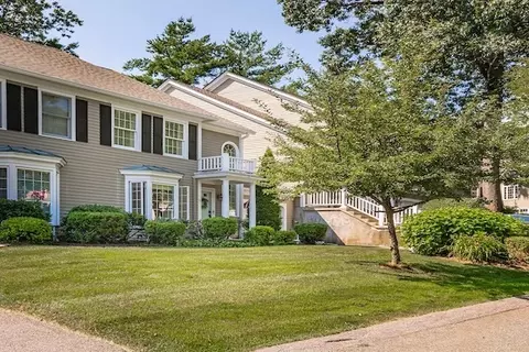 18 Shady Brk #18, West Springfield, MA 01089