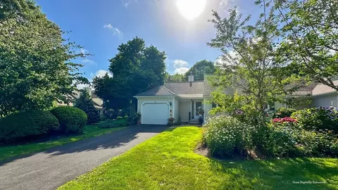 10 Upland Cir #10, Mashpee, MA 02649 photo 3
