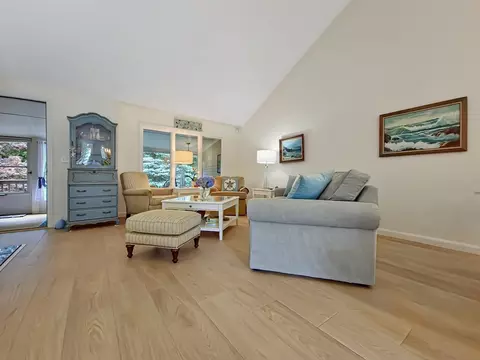10 Upland Cir #10, Mashpee, MA 02649 photo 5