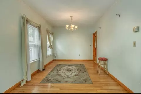 31 Sea St, Everett, MA 02149 photo 8