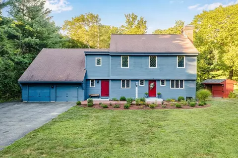 108 Berwick Rd, Longmeadow, MA 01106