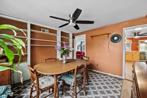 Dining - 346 Elsbree St, Fall River, MA 02720 photo 3 of 3