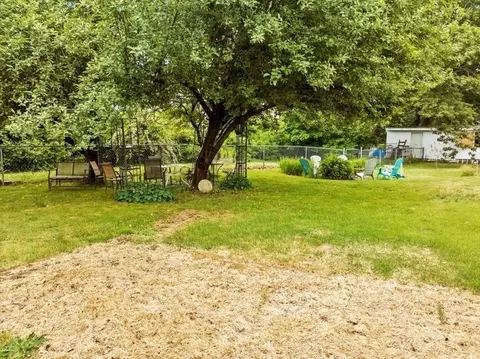 Exterior - 346 Elsbree St, Fall River, MA 02720 photo 6 of 6