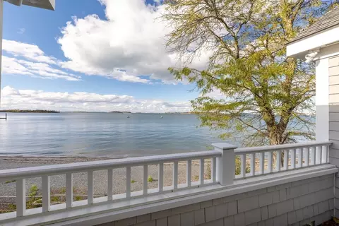 View/Area - 60 Howe St, Hingham, MA 02043 photo 3 of 8