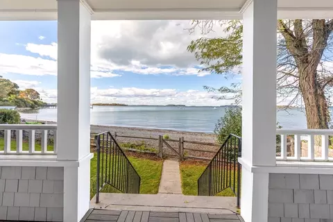 Exterior - 60 Howe St, Hingham, MA 02043 photo 3 of 7