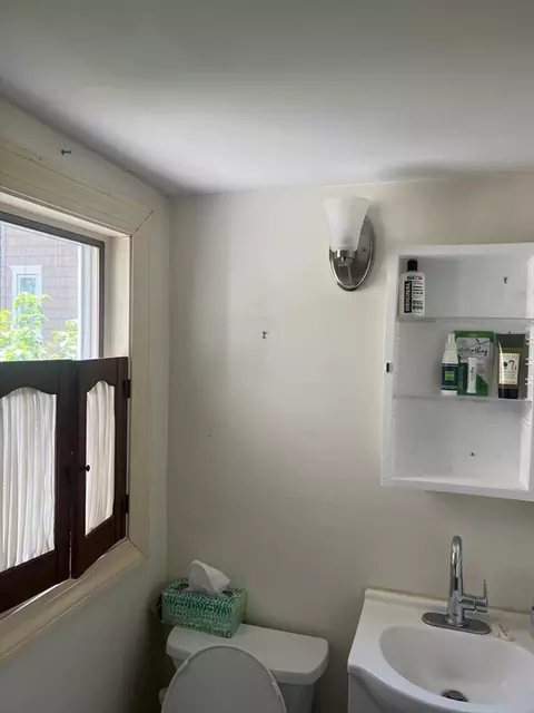 75 Madison St, Dedham, MA 02026 photo 10